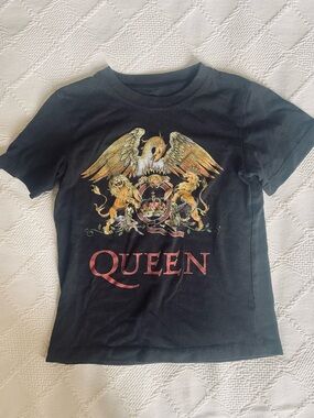 Queen Graphic Black Short-Sleeve Tee for Kids